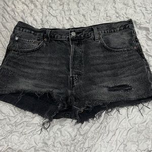Levi’s 501 black ripped shorts!